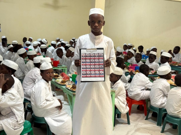 UKABDER’den şehitler için anlamlı anma programı: Çad’da yetimlere yemek ikram edildi, dualar edildi