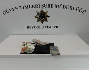 Beyoğlu’nda güven timleri yankesiciyi suçüstü yakaladı