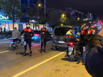 İstanbul Emniyet Müdürü Yıldız, Esenyurt’ta denetimlere katıldı