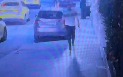 Beyoğlu’nda bir şahıs rastgele havaya ateş etmeye başladı