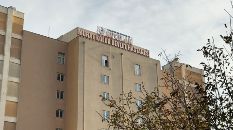 Avcılar’da tavuk pilav yiyen 8 kişi hastanelik oldu