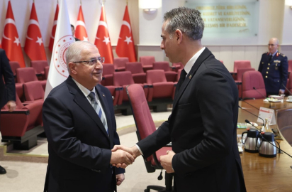 Bakan Güler’den Tekvando Milli Takımı’na tebrik