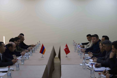 Türkiye ile Ermenistan, Kars-Gümrü demiryolunun rehabilitasyonu çalışmalarının ikinci tur görüşmelerini yaptı