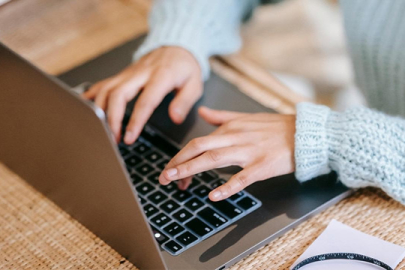 Şiddet mağduru kadınlara esnek ve uzaktan çalışma imkanı