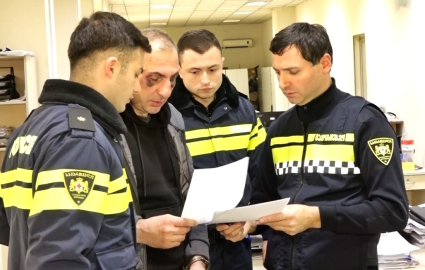 Gürcistan’da muhalefet lideri Elisaşvili, mahkeme binasını kundaklama girişiminden gözaltına alındı