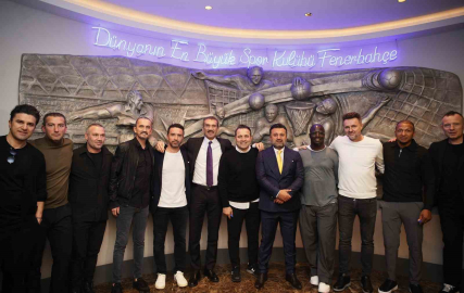 Fenerbahçe’nin eski yıldızları derbi öncesi bir araya geldi