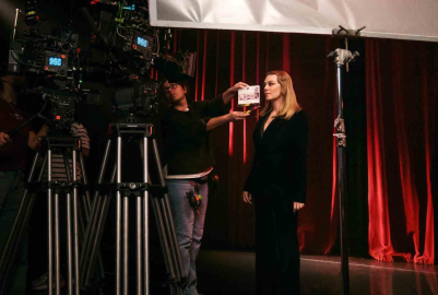 Demet Evgâr’dan Vodafone Kırmızı Işık uygulamasıyla şiddete dur çağrısı