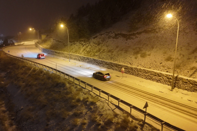 Palandöken beyaz örtüsüne büründü