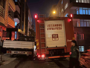 Güngören’de binadaki patlamada yaşlı çift yaralandı