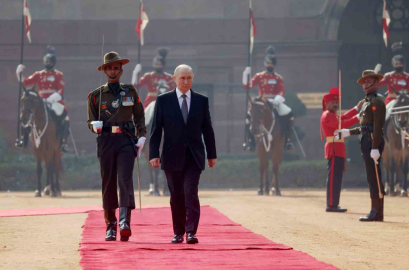 Putin, Hindistan’da resmi törenle karşılandı