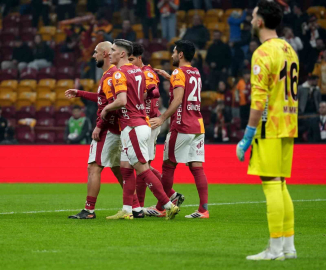 Galatasaray kupada Başakşehir’i ilk kez yendi