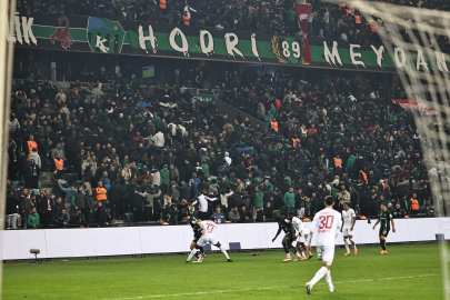 Trendyol Süper Lig: Kocaelispor: 2 - Antalyaspor: 1 (Maç sonucu)