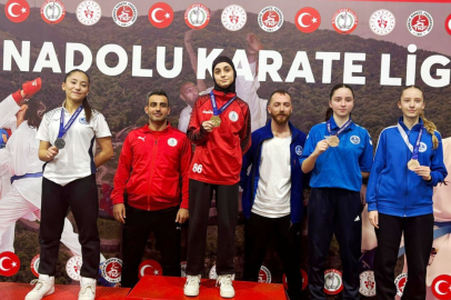 Körfezli karateciler Anadolu Karate Ligi Finalleri'nden 14 madalyayla döndü