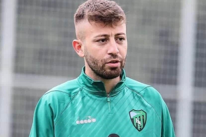 Silahlı kavgada hayatını kaybeden futbolcu Uğurcan Bekçi toprağa verildi