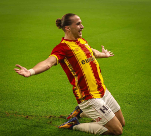 Göztepe’de Arda ve Dennis yakın markajda