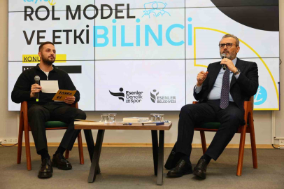 Esenler Belediyesi tarafından "Rol Model ve Etki Bilinci" atölyesi düzenlendi