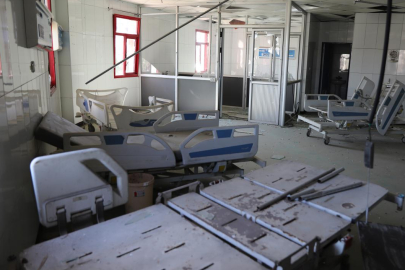 Gazze'de El-Avde Hastanesi'nde yakıt sıkıntısı nedeniyle sağlık hizmetleri durma noktasına geldi