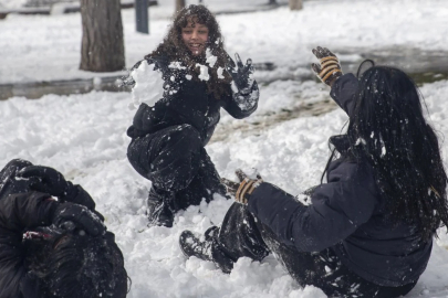 Türkiye Beyaza Büründü! 24 İlde Eğitime Kar Engeli