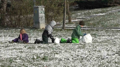 Yalova yeni yılı karla karşıladı