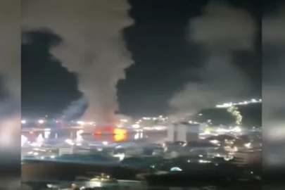 ABD'li yayın kuruluşu CBS News: "Trump, Venezuela'da askeri hedefler de dahil olmak üzere çeşitli noktalara saldırı emri verdi"