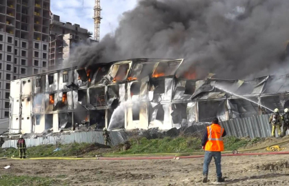 İşçilerin kaldığı konteynerde çıkan yangın kontrol altına alındı