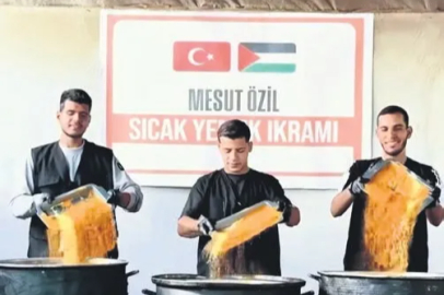 Mesut Özil Gazze'de aşevi kurdu