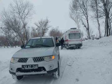 Karlı yollar aşıldı, kalp hastası muhtar için ekipler seferber oldu