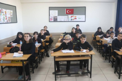 Ortaokul ve lise kademelerinde yıl sonu "gelişim raporu" verilecek