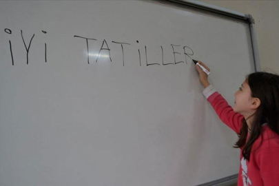 Yarıyıl tatili için 'karne zili' 16 Ocak'ta çalacak