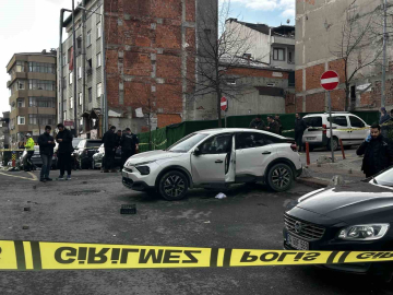 Kağıthane’de araca yönelik silahlı saldırı: 1 ağır yaralı