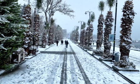 Silivri beyaz örtü ile kaplandı: Kar yağışı havadan görüntülendi