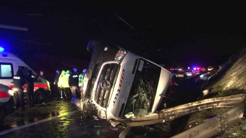 Kuzey Marmara Otoyolu’nda kar yağışı kaza getirdi: 11 yaralı