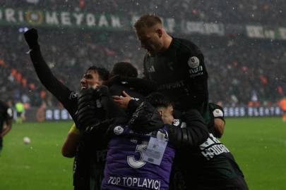 Trendyol Süper Lig: Kocaelispor: 0 - Trabzonspor: 0 (Maç devam ediyor)
