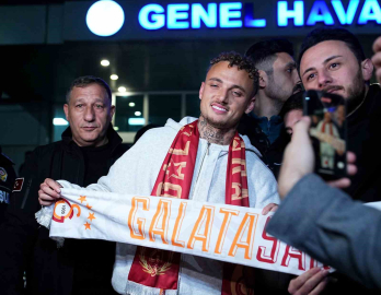 Galatasaray’ın yeni transferi Noa Lang, İstanbul’a geldi