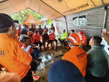 Endonezya’da heyelan: 7 ölü, 82 kayıp