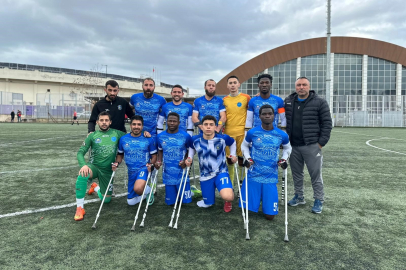 Gebze Belediyesi Ampute Futbol Takımı, TSK Rehabilitasyon Merkezi'ni 3-0 yendi