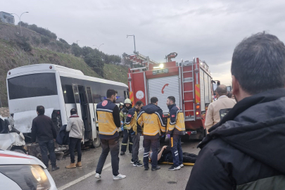 Dilovası’nda Can Pazarı: 3 Araç Çarpıştı, 7 Kişi Yaralandı