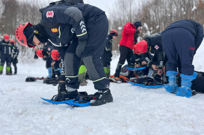 Zorlu kış şartlarında kurtarma tatbikatı