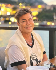 Şarkıcı Fatih Ürek hayatını kaybetti