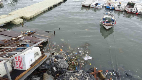 Pendik’te denize atık su alarmı: Kirlilik ve koku dayanılmaz boyuta ulaştı
