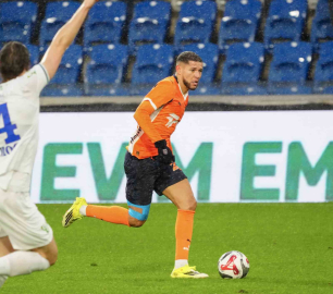 Trendyol Süper Lig: RAMS Başakşehir: 1 - Çaykur Rizespor: 1 (İlk yarı)