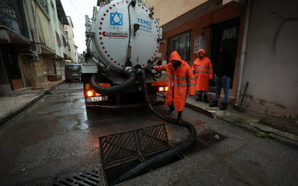 İzmir’de 187 su baskını ihbarına müdahale edildi