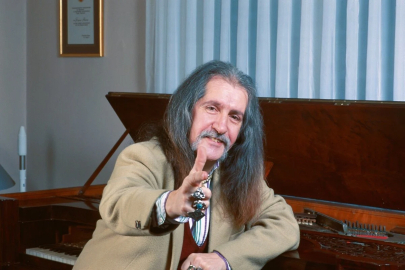 Barış Manço'nun vefatının üzerinden 27 yıl geçti