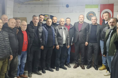 MHP İzmit İlçe Teşkilatı’ndan Emirhan Köyü Derneği’ne Ziyaret