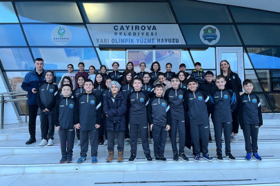 Çayırovalı yüzücüler yarışlardan 27 madalyayla döndü