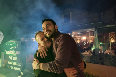 Kocaelisporlu taraftarlardan, Selçuk İnan'a 41. yaş sürprizi