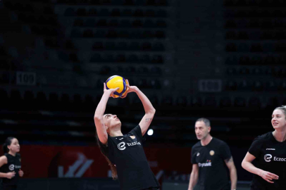 Eczacıbaşı Dynavit, Zeren Spor karşısında galibiyet arıyor