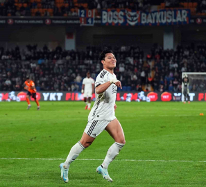 Beşiktaş’ın golcüsü Hyeon-Gyu Oh 2’de 2 yaptı