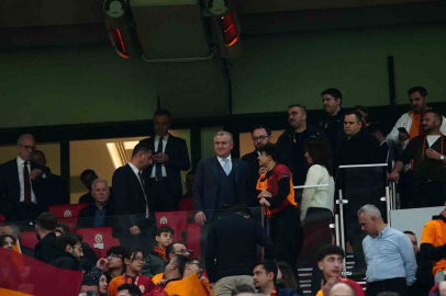 Bakan Osman Aşkın Bak, Galatasaray - Juventus maçını izledi