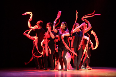 KO-MEK kursiyerlerinden teknoloji bağımlılığına mizahi eleştiri